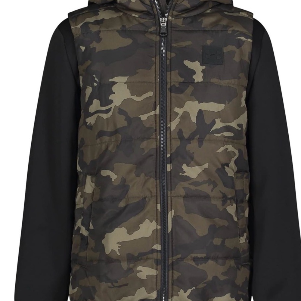 NWOT- Under Armour Kids Camouflage Puffer Jacket